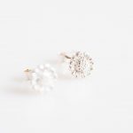 Daisy studs